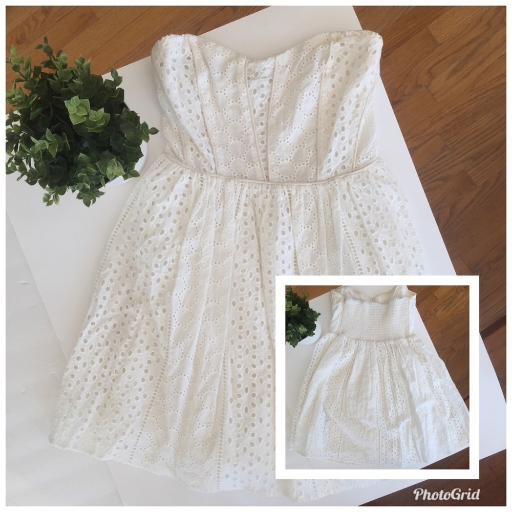 Kimchi Blue || Eyelet Sleeveless Dress